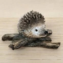 Darthome Limited Miniature Pair Of Hedgehogs On Branch -Darthome Limited 102 f185eaaf e972 4768 8620 eff77d813d72