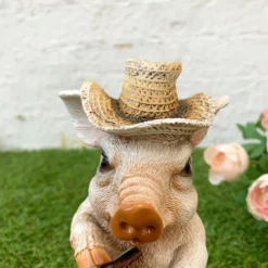 Darthome Limited Resin Pig With Spade Ornament 21cm -Darthome Limited 11 3753059e a46c 4d68 bd06 1fa8890057bb
