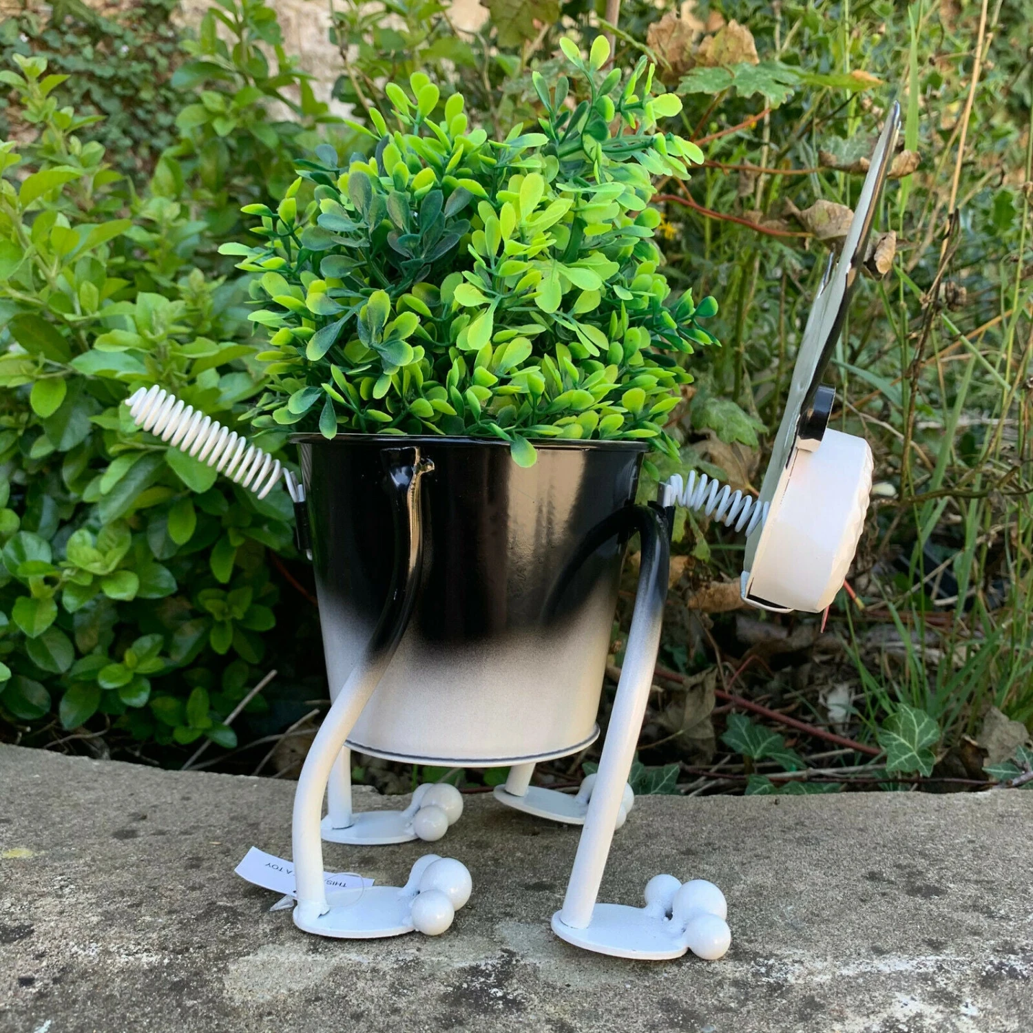 Darthome Limited Metal Wobbly Staffy Dog Planter 2 Darthome Limited Metal Wobbly Staffy Dog Planter - Image 2