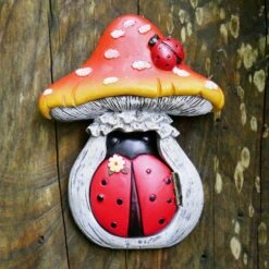 Darthome Limited Fairy Ladybird Mushroom Door Ornament