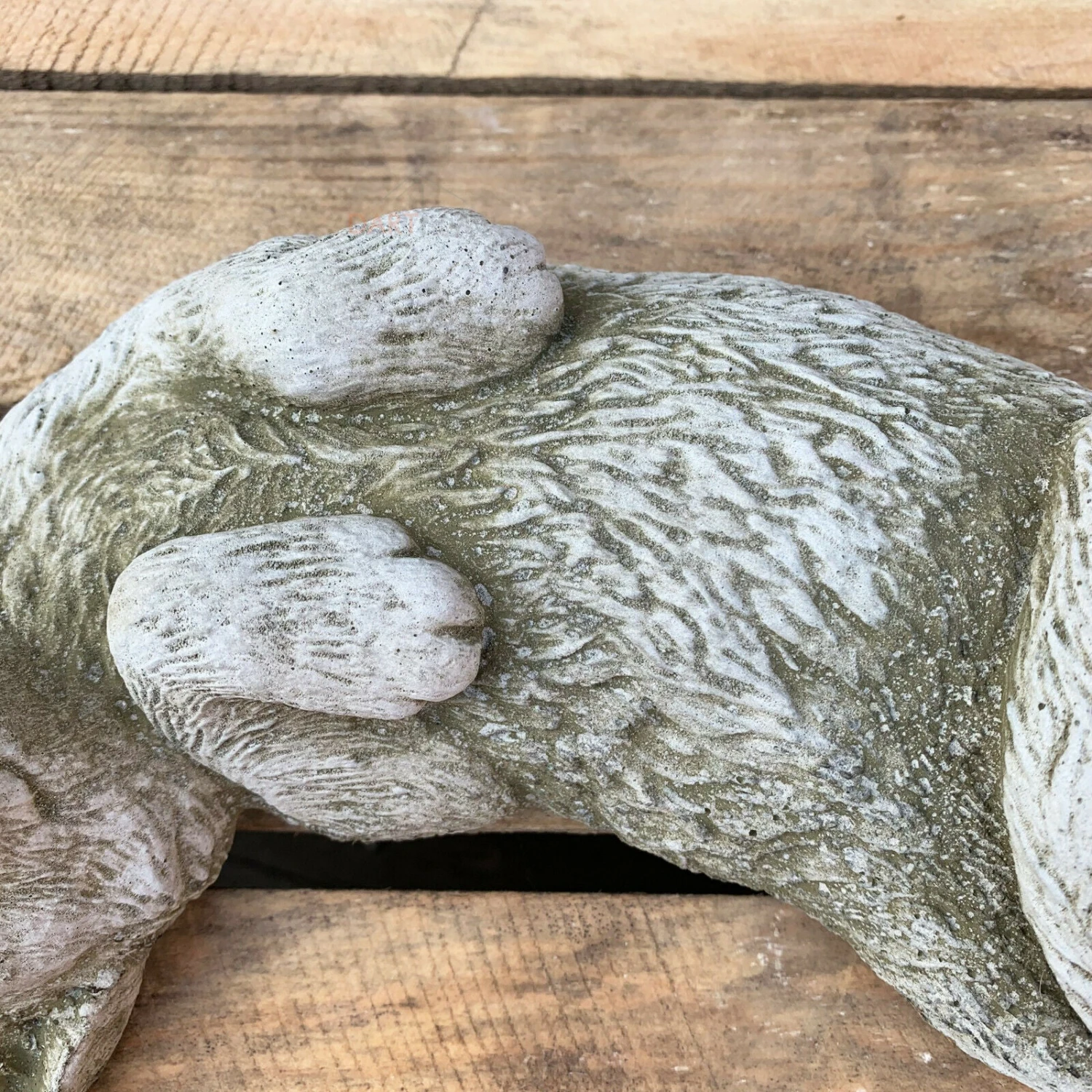 Darthome Limited Stone Lying Cat Garden Ornament 32cm 4 Darthome Limited Stone Lying Cat Garden Ornament 32cm - Image 4