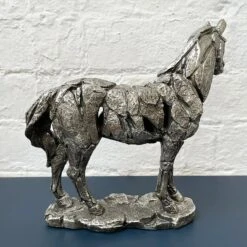 Darthome Limited Natural World Standing Horse Ornament -Darthome Limited 32 4233e56b 6b80 4a6e 8a67 26e9613206e1