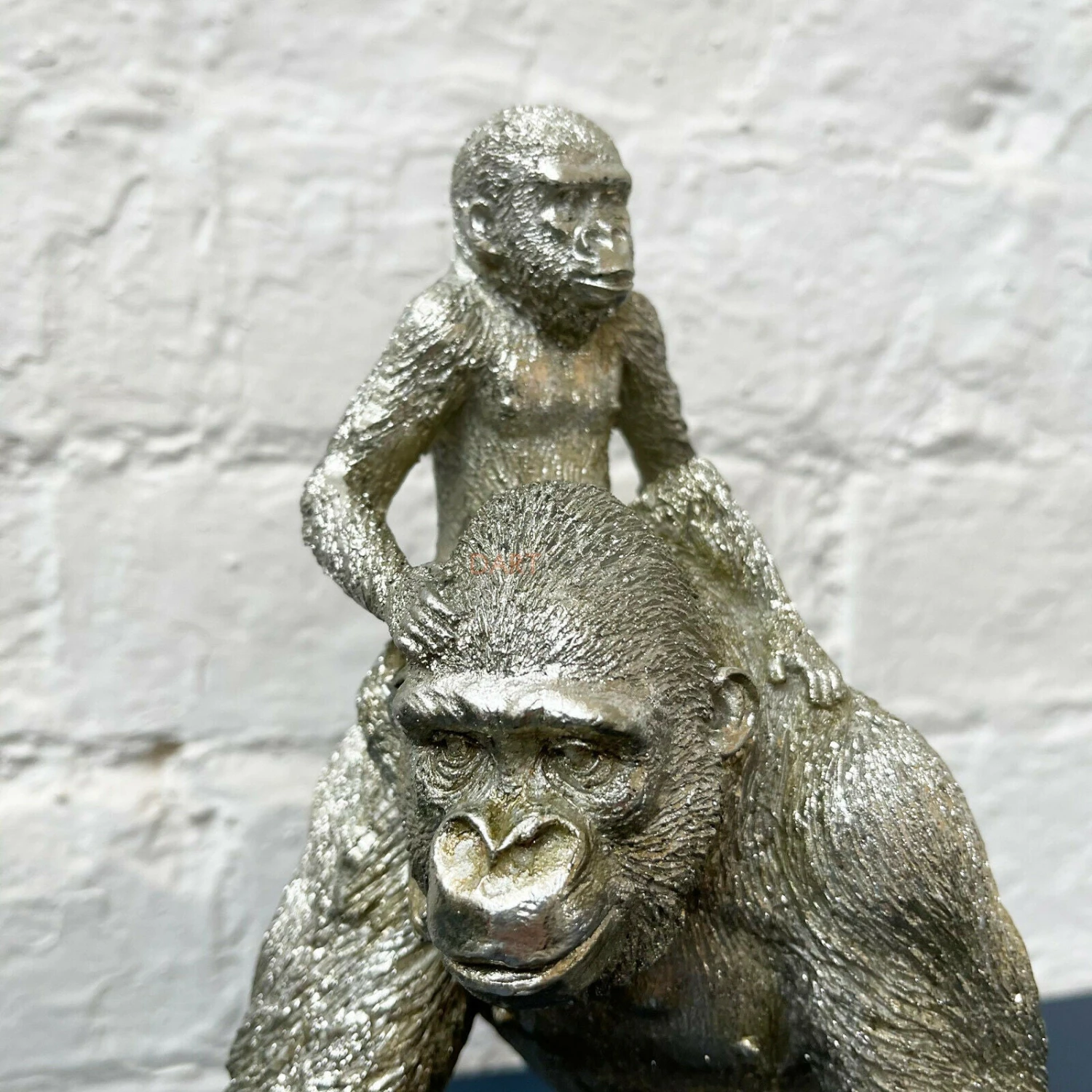 Darthome Limited Silver Gorilla With Climbing Baby Ornament 2 Darthome Limited Silver Gorilla With Climbing Baby Ornament - Image 2