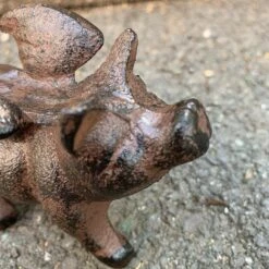Darthome Limited Cast Iron Flying Pig Ornament -Darthome Limited 44 3a64d93d 4b3d 41be a806 3cacd6048051