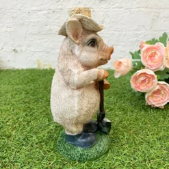 Darthome Limited Resin Pig With Spade Ornament 21cm -Darthome Limited 8 f7713d6a 6979 4f7d 9b6d 46b64ab7cd17