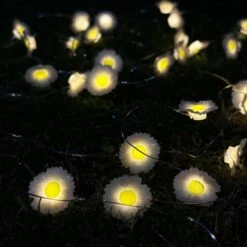 Darthome Limited 50 Solar Daisy Flower Outdoor String Lights -Darthome Limited IMG 0095