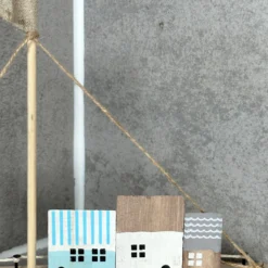 Darthome Limited Wooden Brown Boat Houses Ornament -Darthome Limited IMG 3865