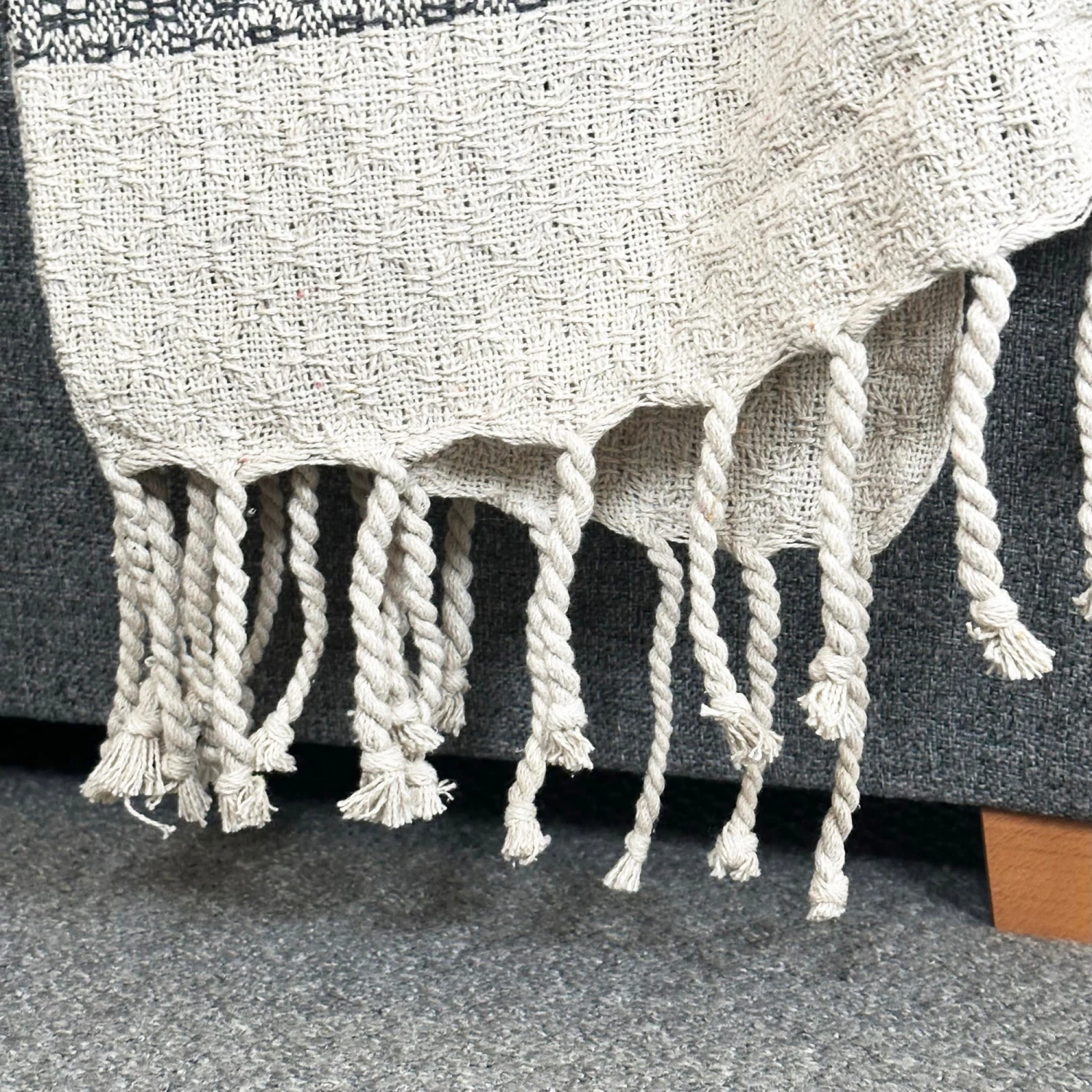 Darthome Limited Striped Cotton Throw 130x170cm 2 Darthome Limited Striped Cotton Throw 130x170cm - Image 2