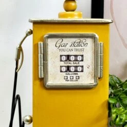 Darthome Limited Yellow Petrol Pump Table Clock -Darthome Limited IMG 5707 JPEG