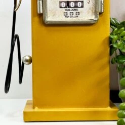 Darthome Limited Yellow Petrol Pump Table Clock -Darthome Limited IMG 5708 JPEG