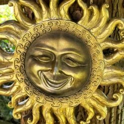 Darthome Limited Gold Jolly Sun Wall Plaque -Darthome Limited IMG 8930 JPEG