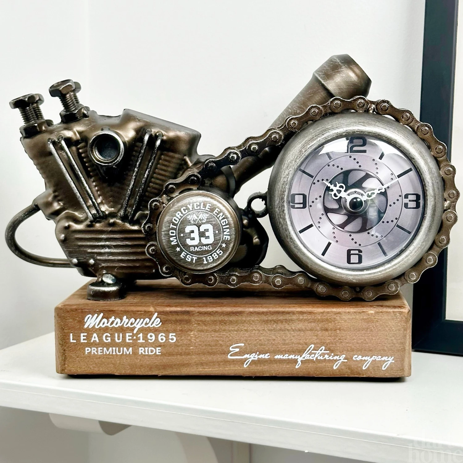 Darthome Limited Silver Motorcycle Engine Clock 1 Darthome Limited Silver Motorcycle Engine Clock
