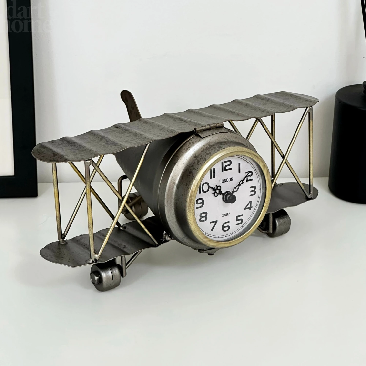 Darthome Limited Silver Aeroplane Clock 1 Darthome Limited Silver Aeroplane Clock
