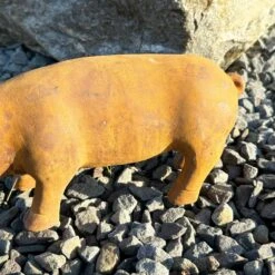 Darthome Limited Rust Cast Iron Pig Garden Statue 31cm -Darthome Limited IMG E0437