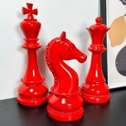 Darthome Limited 5 Darthome Limited 3pc Red Giant Chess Statues