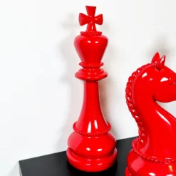 Darthome Limited 3pc Red Giant Chess Statues -Darthome Limited IMG E0506