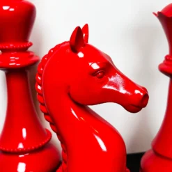Darthome Limited 3pc Red Giant Chess Statues -Darthome Limited IMG E0507