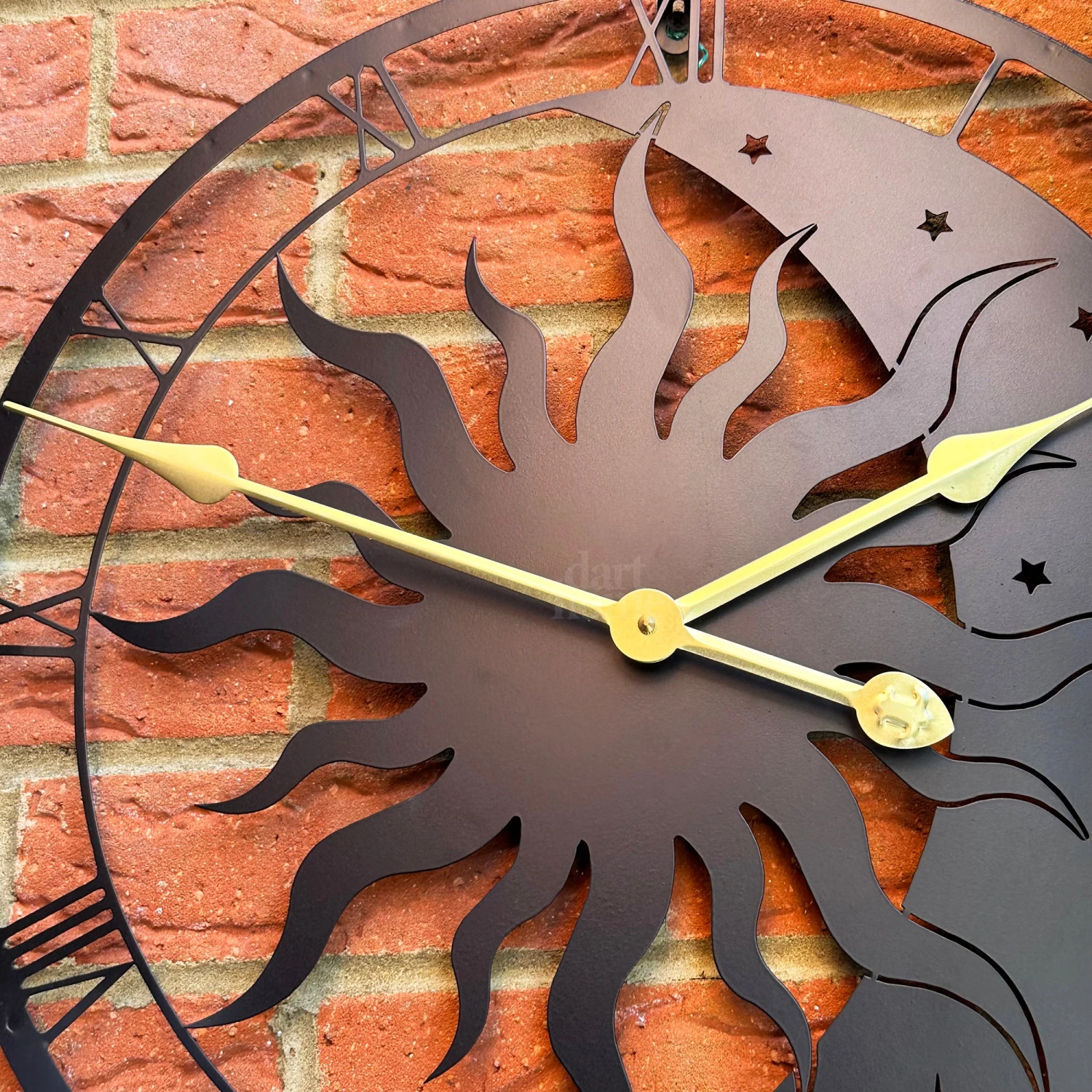 Darthome Limited Sun & Moon Silhouette Outdoor Wall Clock 3 Darthome Limited Sun & Moon Silhouette Outdoor Wall Clock - Image 3