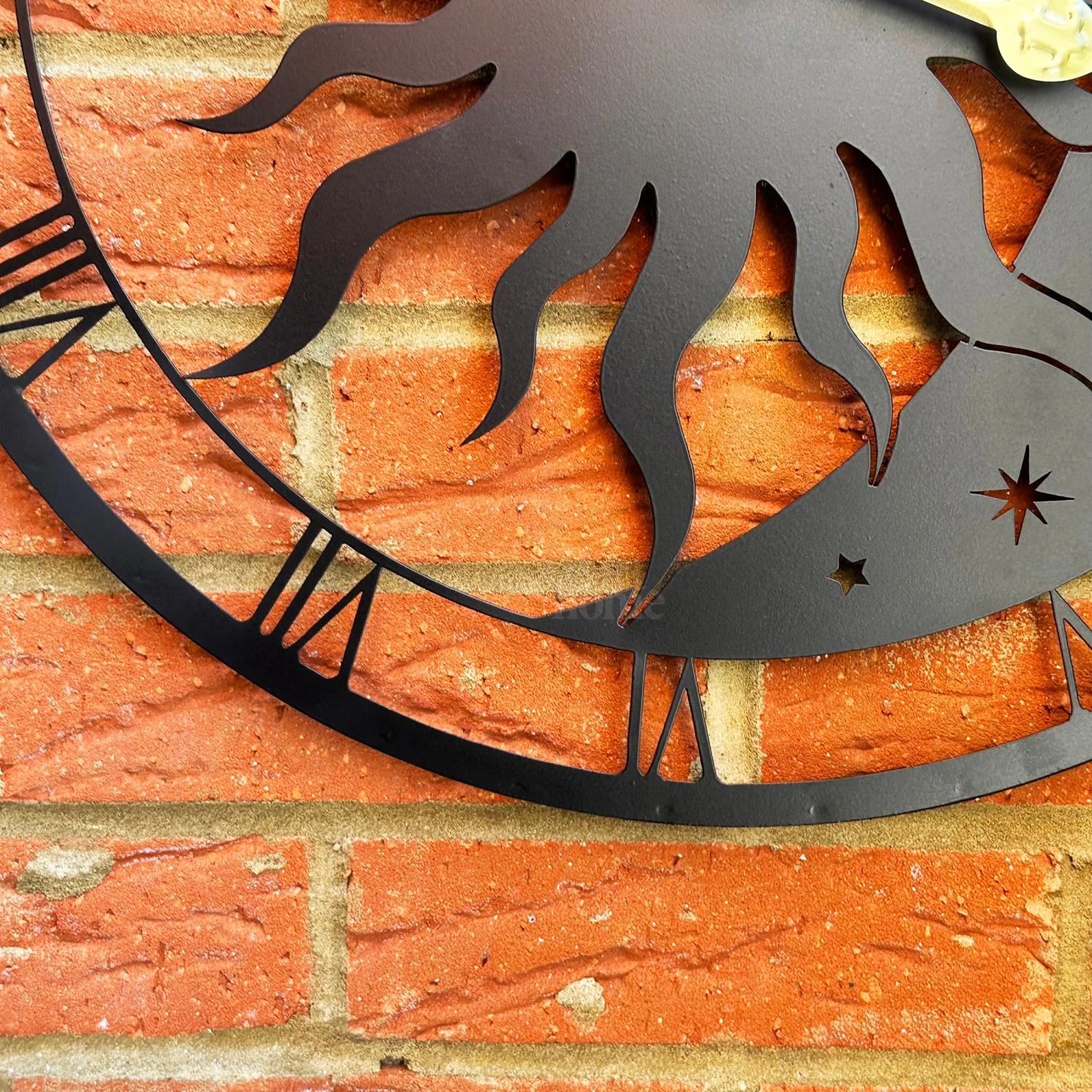 Darthome Limited Sun & Moon Silhouette Outdoor Wall Clock 8 Darthome Limited Sun & Moon Silhouette Outdoor Wall Clock - Image 8