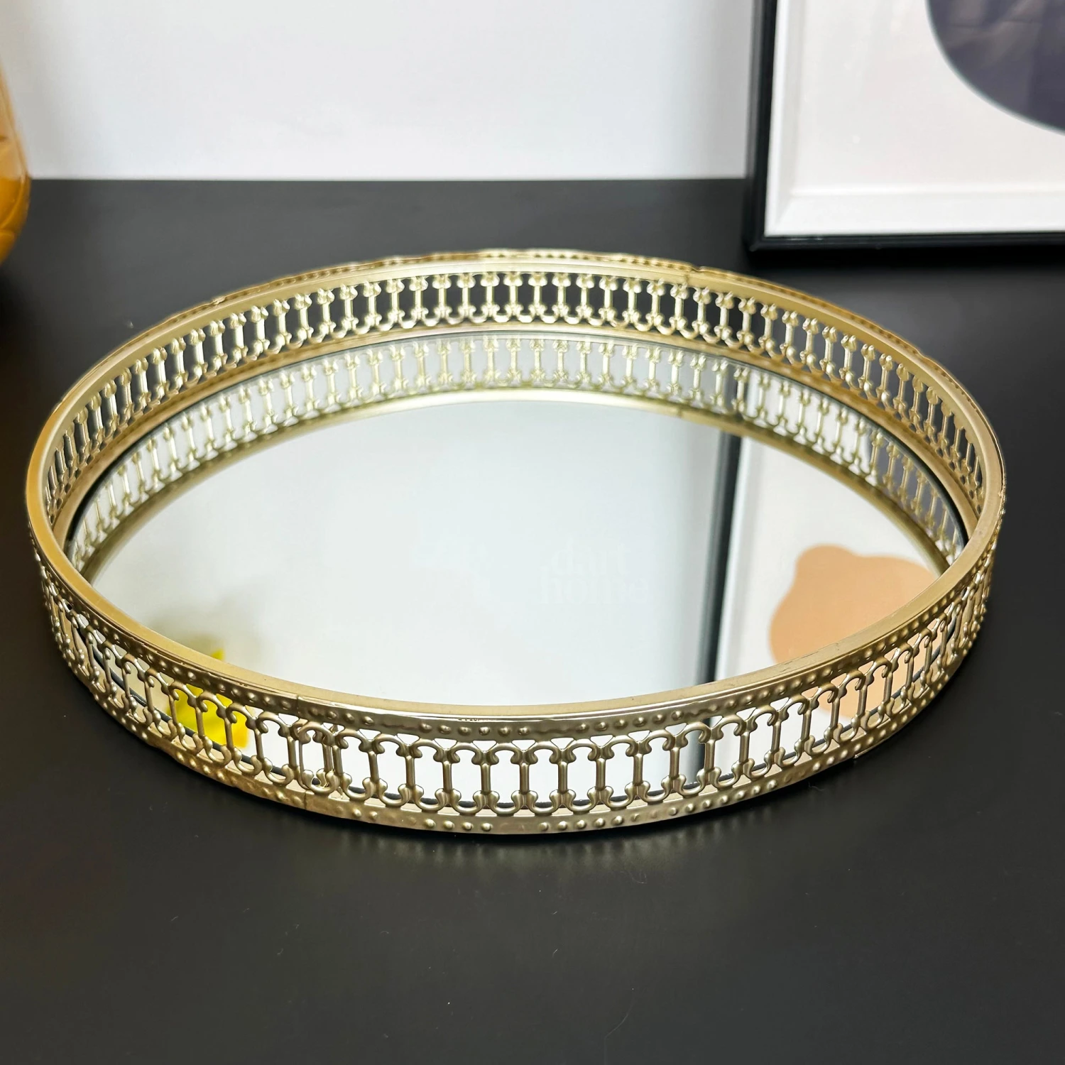 Darthome Limited Set Of 2 Gold Mirror Trays 3 Darthome Limited Set Of 2 Gold Mirror Trays - Image 3