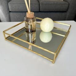 Darthome Limited Set Of 2 Square Gold Mirrored Trays -Darthome Limited IMG E0774 ee15052c 60a5 4fa4 926e 60d98b05f0e9