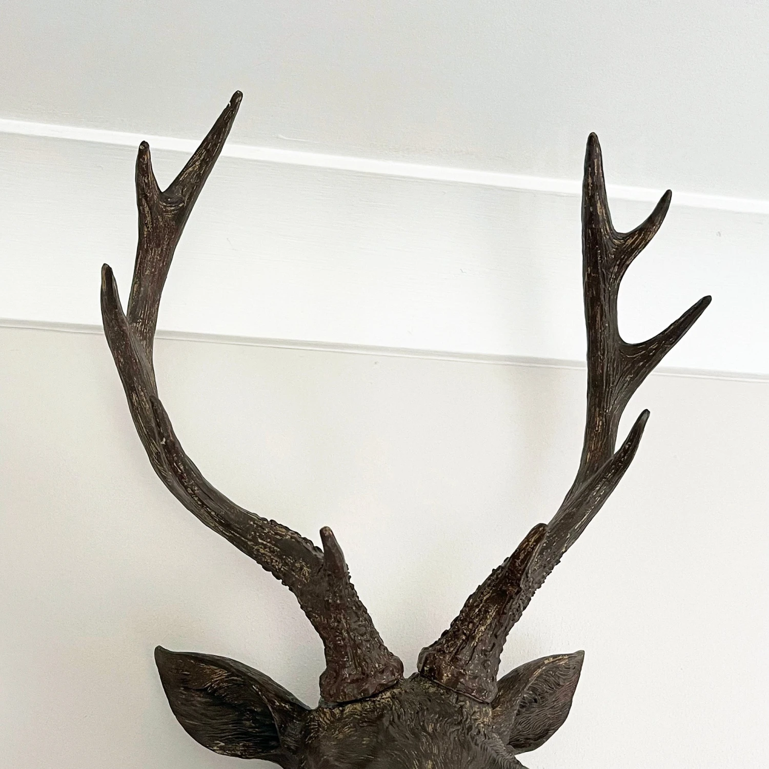 Darthome Limited Faux Brown Stags Head Wall Bust 47cm 3 Darthome Limited Faux Brown Stags Head Wall Bust 47cm - Image 3