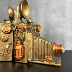 Darthome Limited Camera Steampunk Bookends Set -Darthome Limited IMG E0958