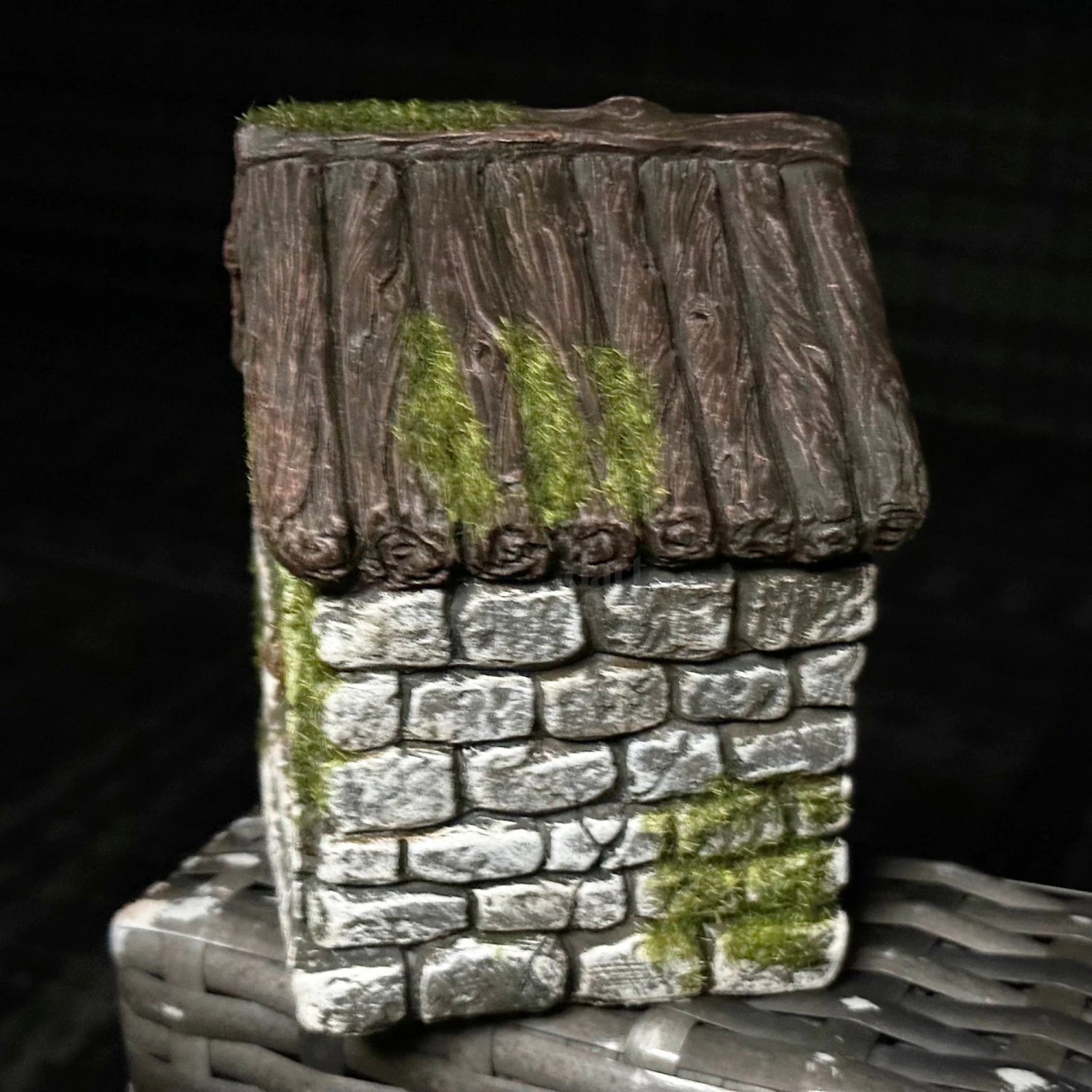 Darthome Limited Dog In Kennel Solar Garden Ornament 3 Darthome Limited Dog In Kennel Solar Garden Ornament - Image 3