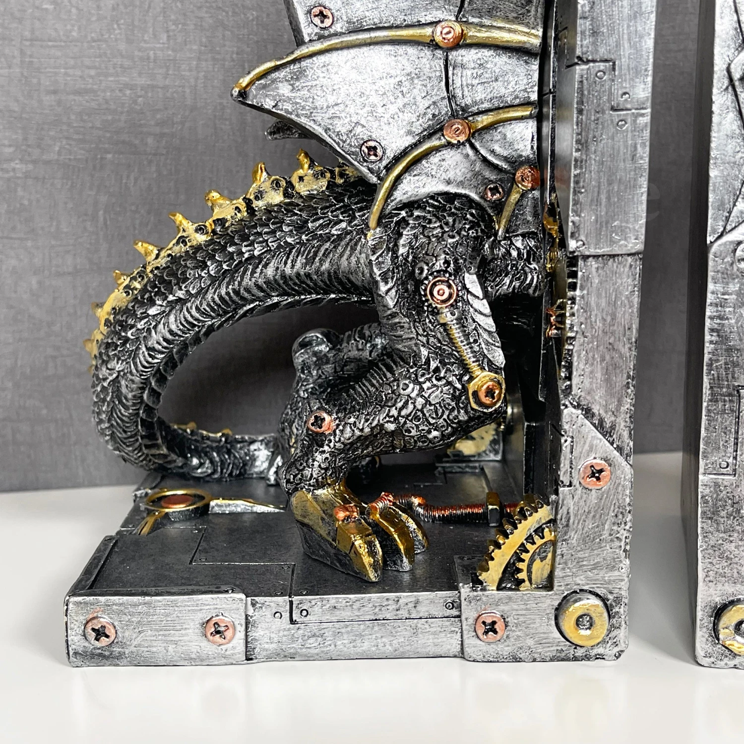 Darthome Limited Large Steampunk Dragon Bookends Set 9 Darthome Limited Large Steampunk Dragon Bookends Set - Image 9