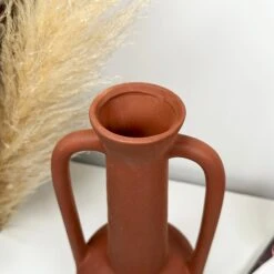 Darthome Limited Tall Brown Vase Urn 9 Darthome Limited Tall Brown Vase Urn -Darthome Limited IMG E1195 b00faabe 91e6 428a b978 43fc58d6066b