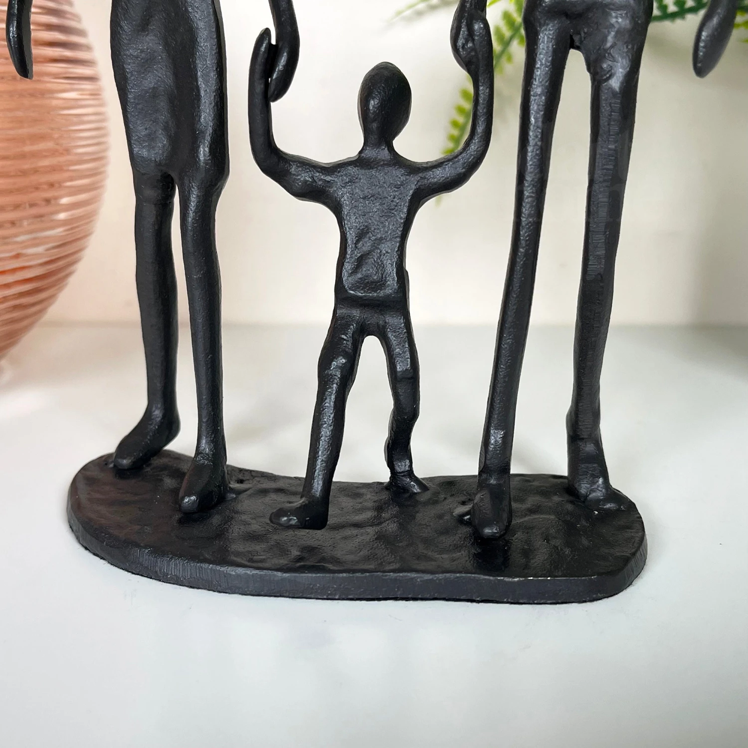 Darthome Limited Cast Iron Walking Family Of 3 Figurine 4 Darthome Limited Cast Iron Walking Family Of 3 Figurine - Image 4
