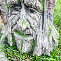 Darthome Limited Large Greenman Tree Stump Planter 28cm -Darthome Limited IMG E1583