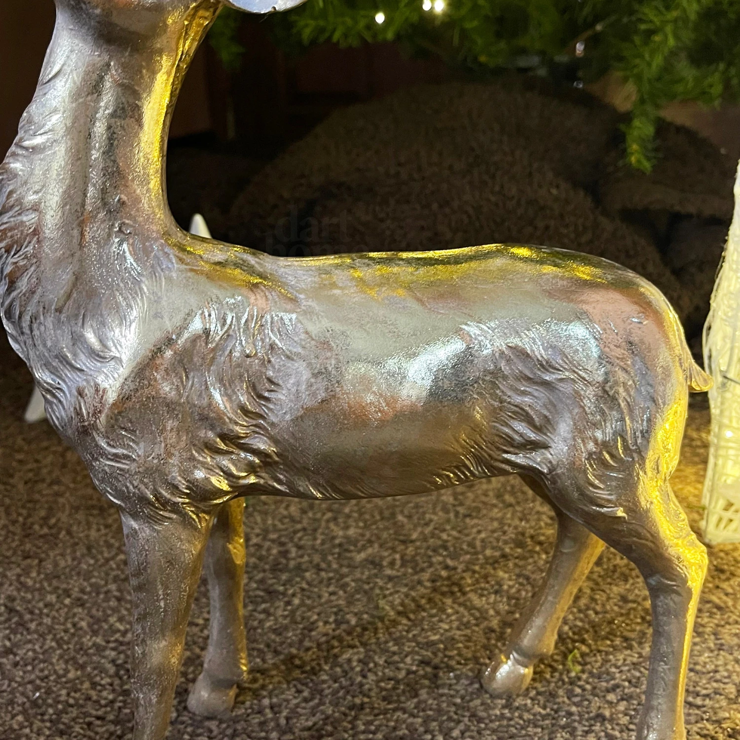 Darthome Limited Champagne Gold Stag Ornament 40x25x13cm 3 Darthome Limited Champagne Gold Stag Ornament 40x25x13cm - Image 3