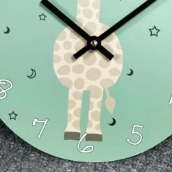 Darthome Limited Green Round Giraffe Childrens Wall Clock -Darthome Limited IMG E2121 c8b7c450 35dd 4936 8709 92855ddd46dc