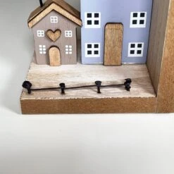 Darthome Limited Wooden House Bookends Set -Darthome Limited IMG E2233