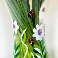 Darthome Limited Hand Painted Glass Ladybirds Vase -Darthome Limited IMG E2612
