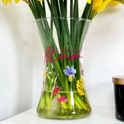 Darthome Limited Hand Painted Glass I Love You Mum Vase