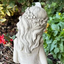 Darthome Limited Stone Flower Girl Garden Sculpture -Darthome Limited IMG E2727