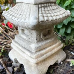 Darthome Limited Stone Japanese Pagoda Garden Sculpture -Darthome Limited IMG E2736