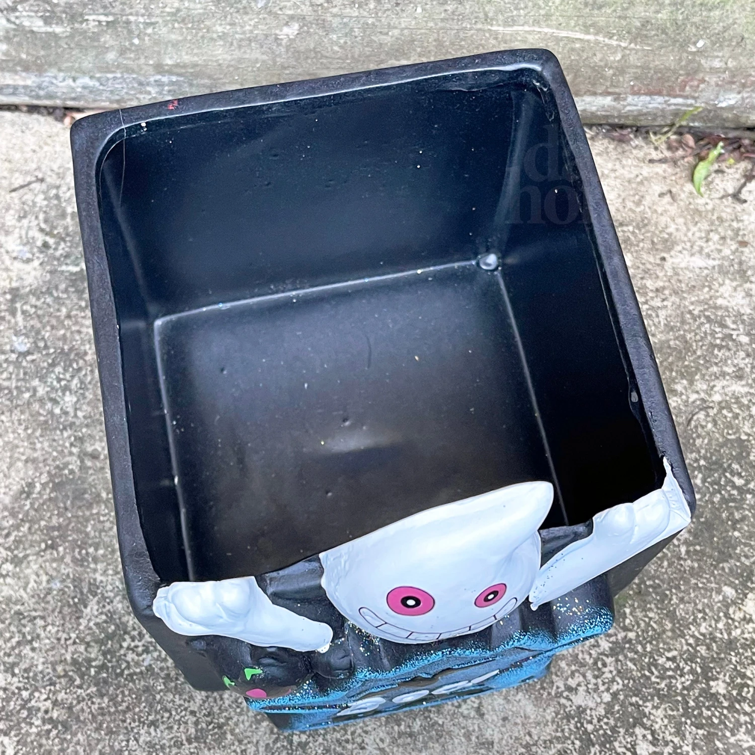 Darthome Limited Ceramic Halloween Ghost Plant Pot 5 Darthome Limited Ceramic Halloween Ghost Plant Pot - Image 5