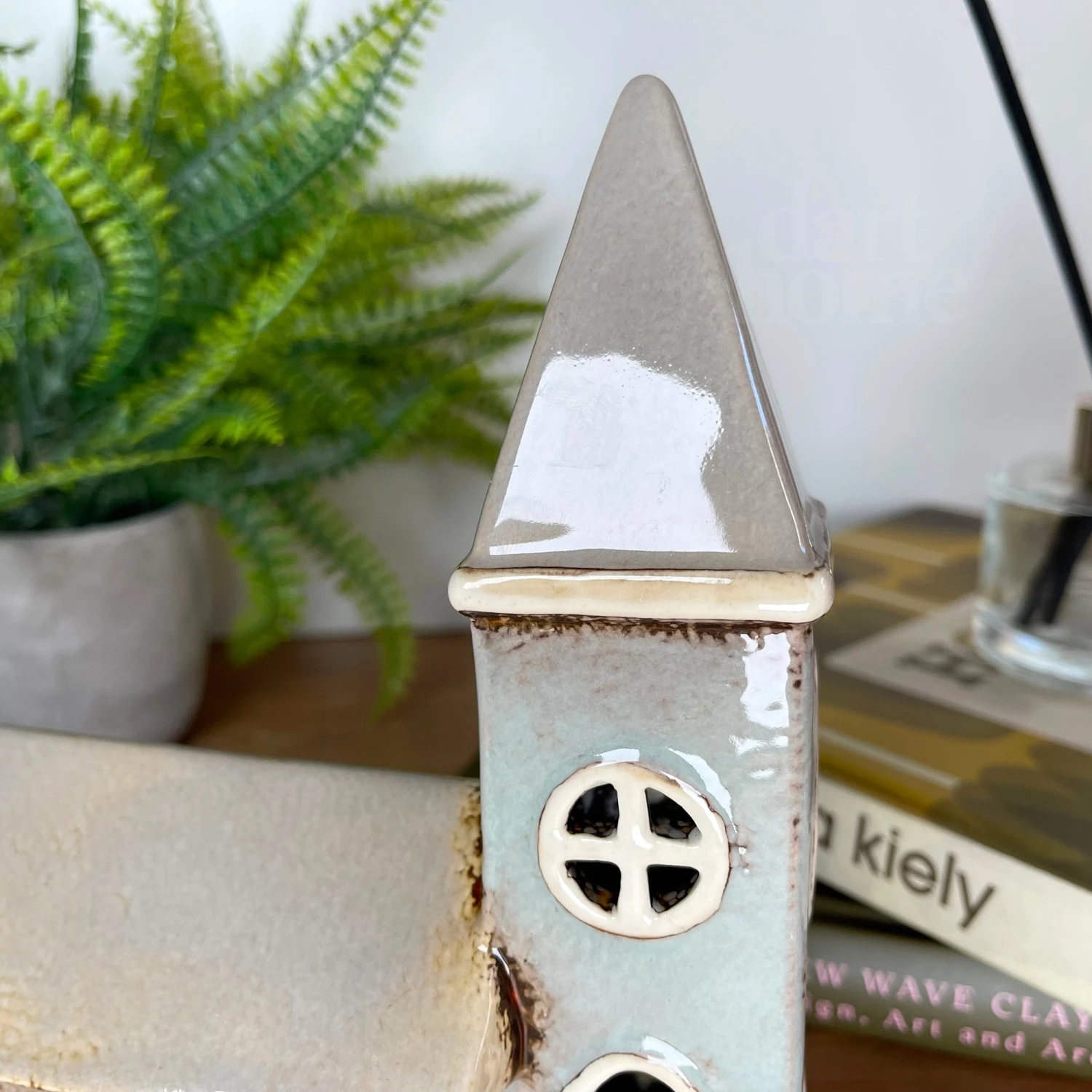 Darthome Limited Church House Tea Light Holder 3 Darthome Limited Church House Tea Light Holder - Image 3