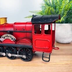 Darthome Limited Red Steam Train Model Onament -Darthome Limited IMG E3098