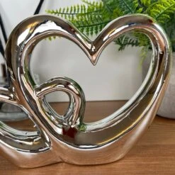 Darthome Limited Chrome Silver Double Love Heart Ornament -Darthome Limited IMG E3122