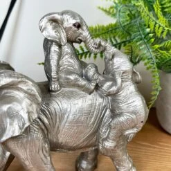 Darthome Limited Silver Elephant With Calves Ornament -Darthome Limited IMG E3133