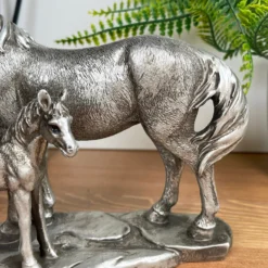 Darthome Limited Silver Horse & Foal Ornament -Darthome Limited IMG E3145