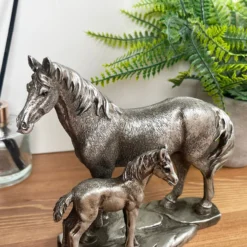 Darthome Limited Silver Horse & Foal Ornament -Darthome Limited IMG E3147