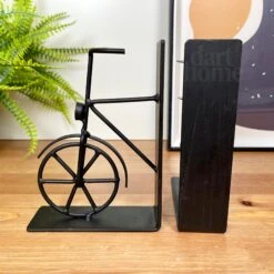 Darthome Limited Black Bicycle Bookends Set -Darthome Limited IMG E3671