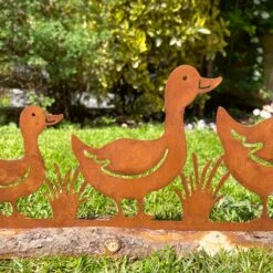 Darthome Limited Rusty Ducks Garden Ornament On Wood Stand -Darthome Limited IMG E3825 edited107