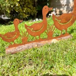 Darthome Limited Rusty Ducks Garden Ornament On Wood Stand -Darthome Limited IMG E3829 edited109