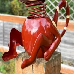 Darthome Limited Minky The Monkey Garden Sculpture -Darthome Limited IMG E4068